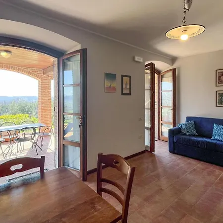 Apartment Cozy In With Kitchen *